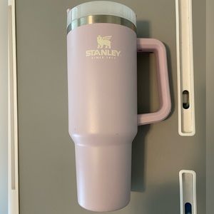 Orchid 40oz Stanley Tumbler- used- small scuffs- see last photo